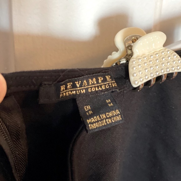 Black Mini Skirt - Picture 3 of 3